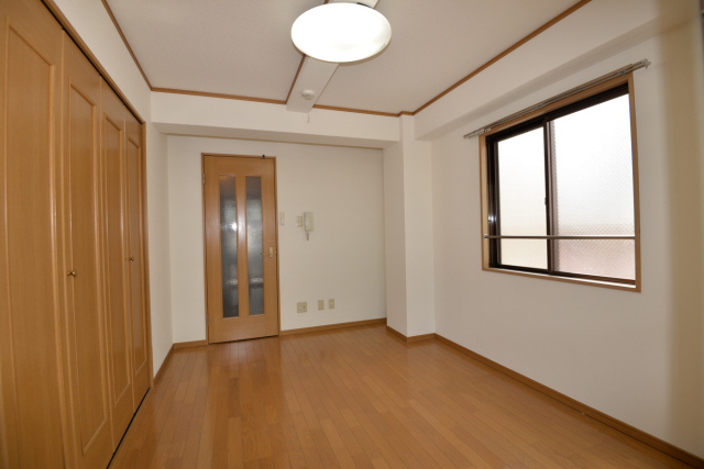 神戸市中央区雲井通の賃貸