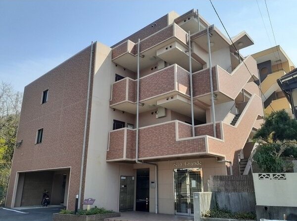 神戸市北区鈴蘭台東町の賃貸