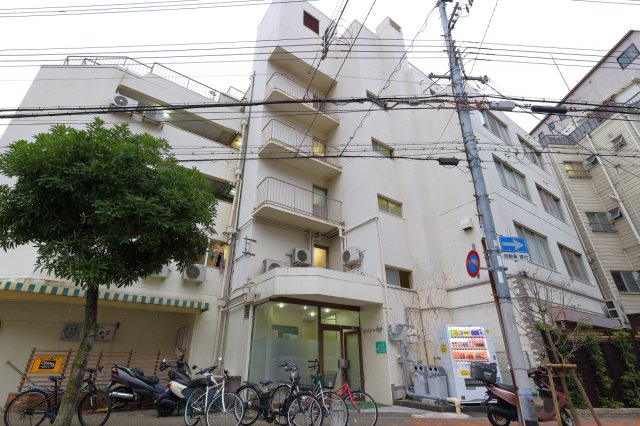 神戸市中央区中山手通(JR東海道本線(近畿)三ノ宮)のマンション賃貸物件 間取画像