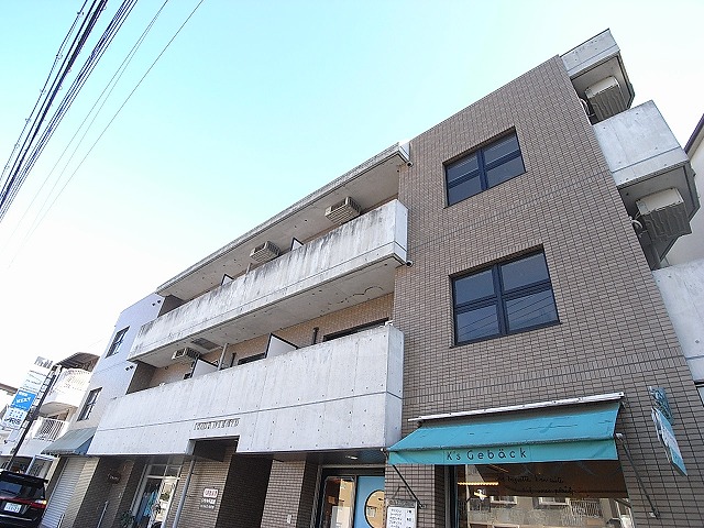 西宮市南越木岩町の賃貸