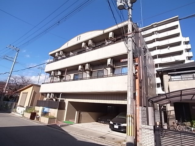 西宮市中殿町の賃貸