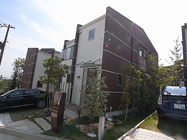 西宮市甲陽園西山町の賃貸