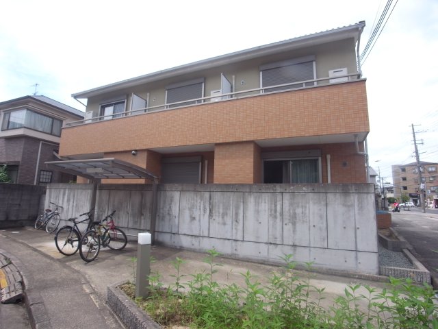 西宮市段上町の賃貸