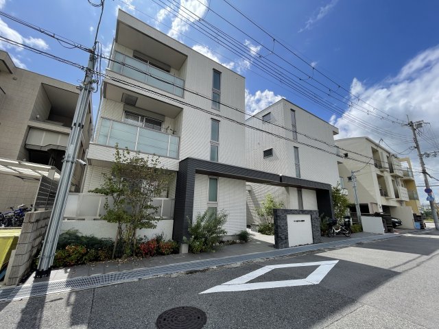 西宮市小松西町の賃貸