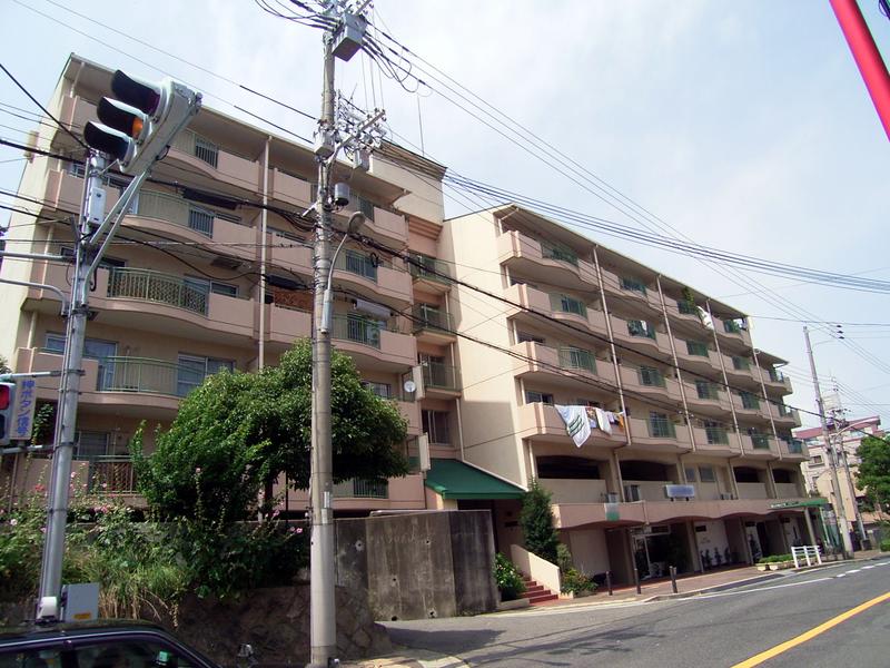 神戸市中央区山本通の賃貸